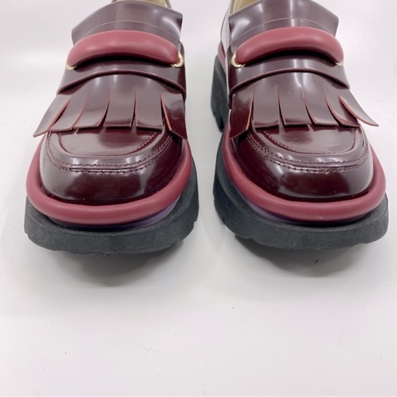 4CCCCEES Crunch Fringe Loafers. Color Oxblood SZ 6.5 - Picture 4 of 14